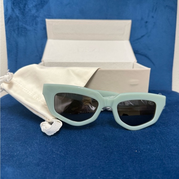 DEZI NEW with Tags On Read 44mm Jade Sunglasses - Made in Italy - Imported main image 5